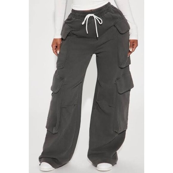Fashion Nova Kayla Cargo Sweatpants Charcoal Gray Elastic Waistband Plus Size 3X - Picture 1 of 12